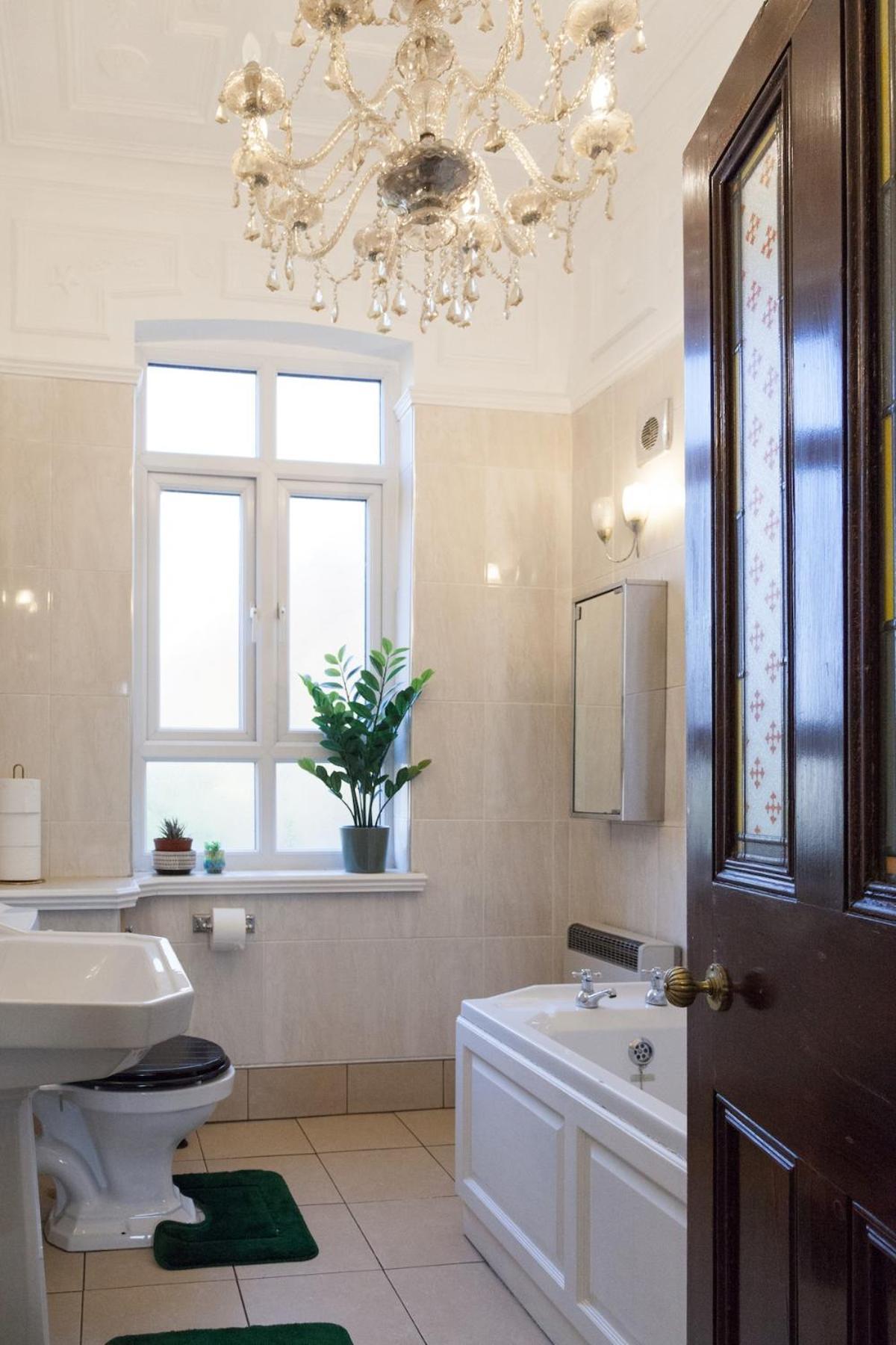 曼彻斯特Victorian Elegance At Kingscliffe, Sleeps 17别墅 外观 照片