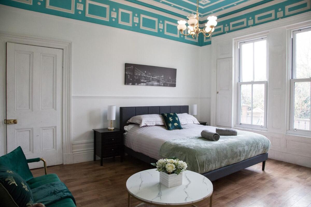 曼彻斯特Victorian Elegance At Kingscliffe, Sleeps 17别墅 外观 照片